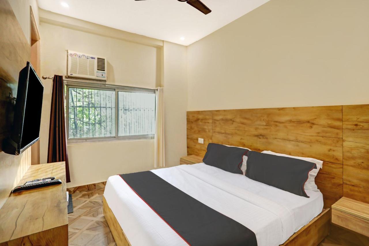 Oyo 81641 Collection O Hotel A1 Residency นิวเดลี ภายนอก รูปภาพ